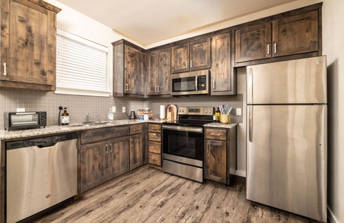 Denton Casa | Spacious Summer Stay Near UNT & Downtown Denton