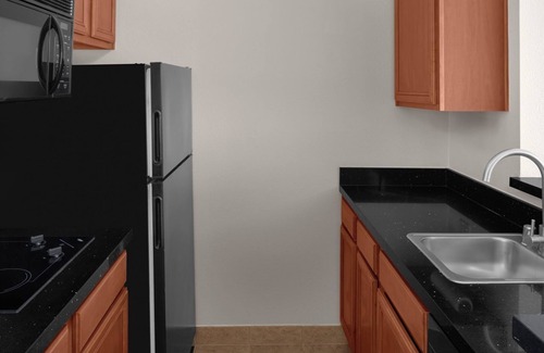 The East Side Hotel | Ideal Group Retreat – Two 1BR Suites w/ Kitchen & Living Area