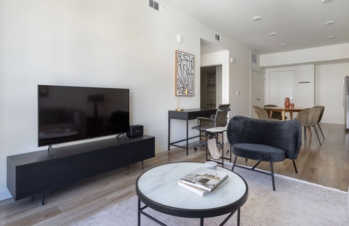 Hayward Apartamento | Ideal Hayward 1BR w/ Pet Spa & EV Charging Stations, by Blueground