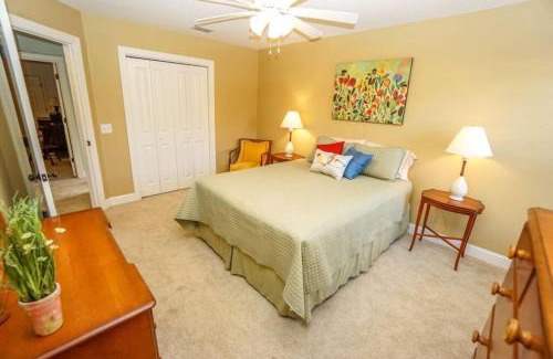 Port Royal Casa | Ideal Location! Perfect for Graduations and Lowcountry Getaways!