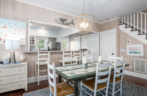 Killegray Ridge Casa | Ideal location! Charming 3 BD 2.5 BA. Steps to beach. Dog friendly! New Cart!