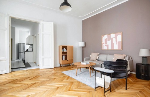 Margareten Apartamento | Ideal Margareten 1BR w/ Elevator, Furnished, by Blueground
