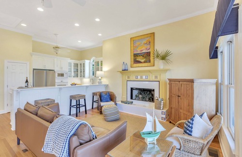 Ocean Point Casa | 4bd / 4ba Ocean Point Home, 2 minutos de acceso y 4 minutos de playa! Piscina comunitaria!