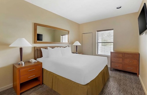 Enterprise Hotel | Ideal Resort Proximity Units:2 Homely Units Near Las Vegas Strip!Free Parking