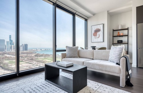 South Loop Apartamento | Ideal South Loop 1BR w/ Pool, Gym & Spa, nr Grant Park, by Blueground