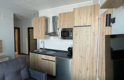 Parla Apartamento | Estudio Ideal: Entre Madrid, Toledo y Parque Warner 4.4