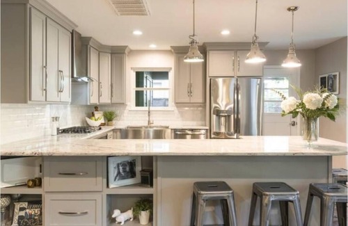 South Lamar Casa | Ideally Located Austin Bungalow - mins from restaurants, parks, & entertainment
