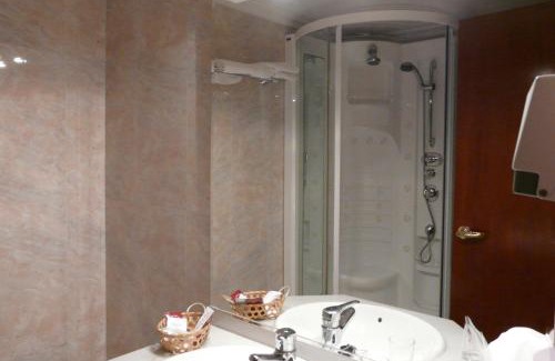 La Corredoria y Ventanielles Hotel | Idh Angel