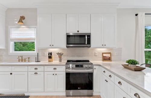 Ashley Oaks Casa | Idlewood Suites ~ 3-Story West Knoxville Suite #4