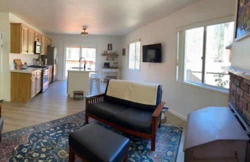 Idyllwild Casa | Idy Hus. Updated cabin near Idyllwild Arts and Town