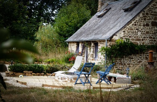 Saint-Aubin-Fosse-Louvain Cabaña | Idílica cabaña de retiro rural