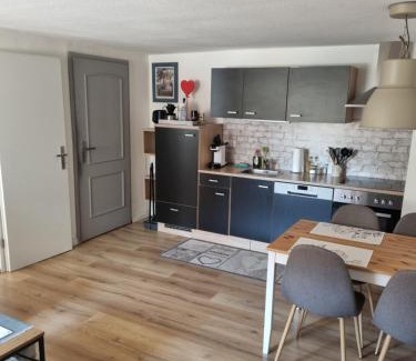 Schollbrunn Apartamento | idylische Ferienwohnung