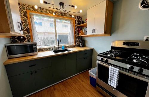 Point Loma Heights Apartamento | Idyllic 1BR APT in Ocean Beach