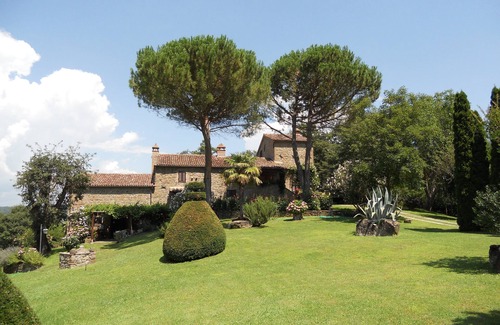 San Leo Bastia Villa | Villa idílica y tranquila en la frontera toscana / umbra
