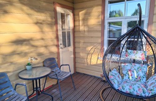 Tartu Apartamento | Idyllic apartment in Supilinn with a balcony, private parking and contact-free entrance