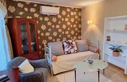 Tartu Apartamento | Idyllic apartment in Supilinn with a balcony, private parking and contact-free entrance