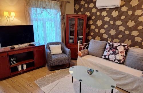 Tartu Apartamento | Idyllic apartment in Supilinn with a balcony, private parking and contact-free entrance