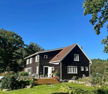 Mandal Casa | Idyllic Farm With Access To Boathouse And Jetty
