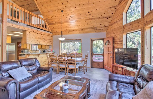 Pine Mountain Club Cabina | Idyllic Frazier Park Cabin: Views, Pool Table