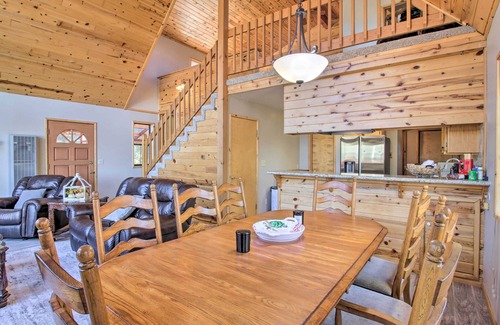 Pine Mountain Club Cabina | Idyllic Frazier Park Cabin: Views, Pool Table
