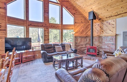 Pine Mountain Club Casa | Idyllic Frazier Park Cabin Views, Pool Table