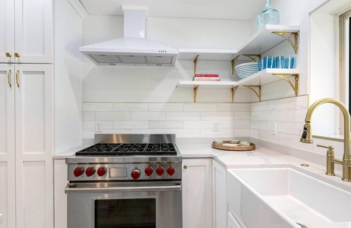 Longbeach Village Casa | Idyllic garden oasis right next to most beautiful, quiet Whitney beach.
