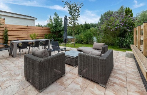 Ooltgensplaat Casa | Idyllic holiday home in Ooltgensplaat on the water