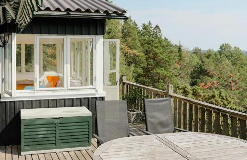 Saltsjobaden Casa | Idyllic Holiday Home With Scenic Views On Älgö