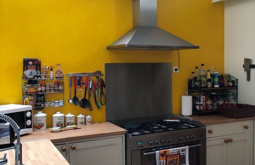 Langourla Casa | CASA IDÍLICA LEJOS DE CASA SITUADA EN UN PEQUEÑO CASCO ........