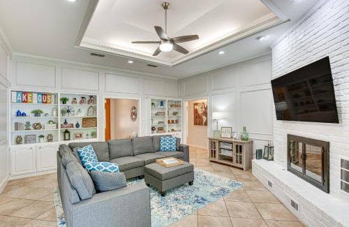 Smith County Casa | Idyllic Lakefront Retreat with Dock and Boat House!