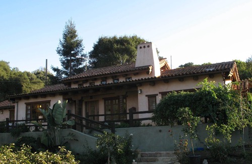 Carpinteria Apartamento | Retiro idílico en las estribaciones cerca del senderismo y la playa. Privado tranquilo.