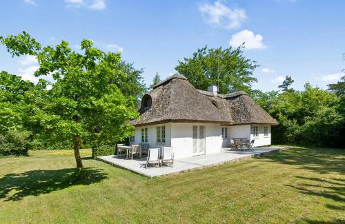 Tisvildeleje Casa | Idyllic Rural Home In Tisvilde Woods