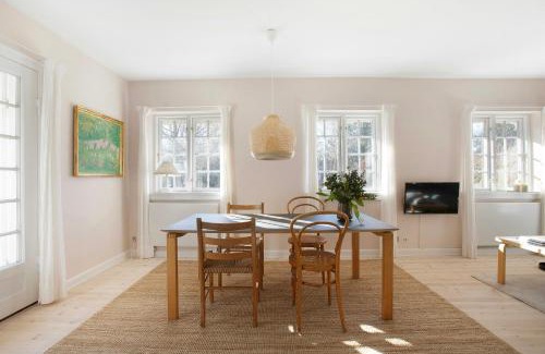 Tisvildeleje Casa | Idyllic Rural Home In Tisvilde Woods