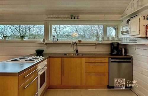 Lillesand Casa | Idyllic Sea Cottage on Justøya Island, Lillesand