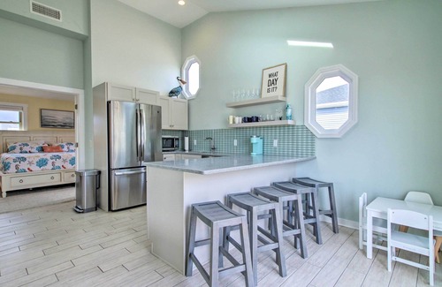 South Bethany Casa | Idyllic South Bethany Home w/ Private Beach Access