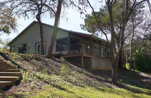 Wimberley Casa | Lugar idílico justo en el Cypress Creek! Cerca del pueblo. ¡Una escapada perfecta!