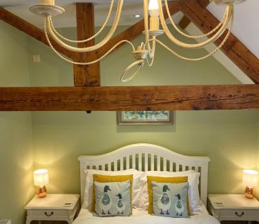 Priors Marston Casa | Idyllic Suite at Lower Fields Farm