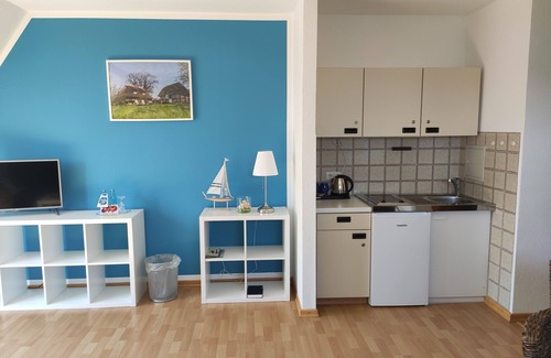 Gueby Apartamento | Idyllische Ferienwohnung mit Balkon und Großer Gartenanlage