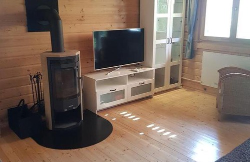 Schumachersiedlung Casa | Idyllische Holzhütte mit Wasserzugang und Sauna