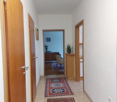 Judendorf-Strassengel Apartamento | Idyllische Vorstadtwohnung mit direktem Parkblick