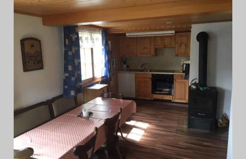 Bitsch Apartamento | Idyllisches Chalet inmitten der Walliser Bergwelt