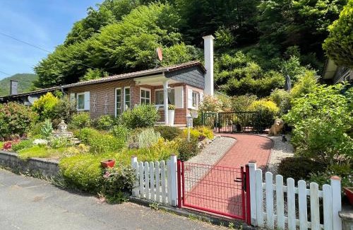Neustadt Casa | Idyllisches Häuschen im Grünen mit Whirlpool