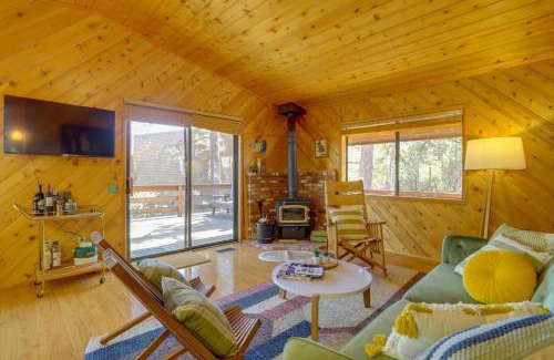 Idyllwild Casa | Idyllwild Cabin with Deck and Tahquitz Peak Views