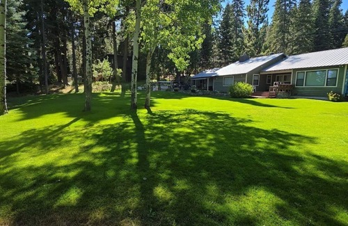 Tahoe City Casa | Igloo Alley in Tahoe City - walk to town