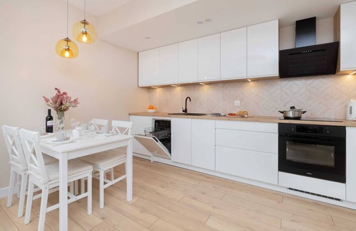 Pogorze Apartamento | Ignacego Jana Paderewskiego 28 | Wifi, Pet-friendly, 1 Bedroom, Balcony, Parking, Gdynia