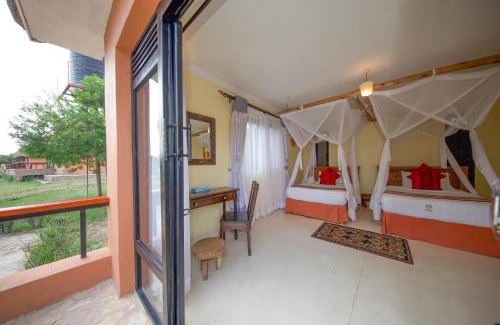 Kasese Cabina | Ihamba Lakeside Safari Lodge