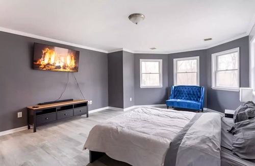 Putnam Valley Casa | @iHeartNYState 4BR. Hot Tub Jacuzzi Fireplace