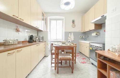 Rivarolo Ligure Apartamento | Ikea e Metro 7 min - Appartamento Con Free Wifi