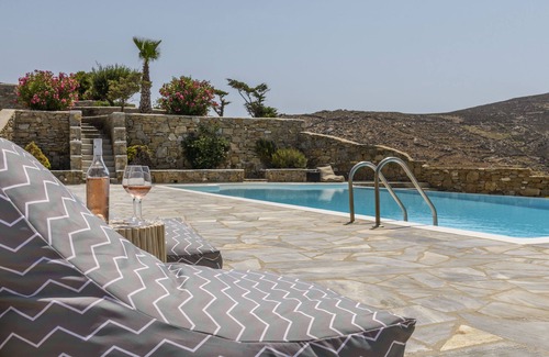 Elia Villa | Ikos Residence