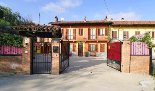 Santo Stefano Roero Casa | Il Casale Del Roero